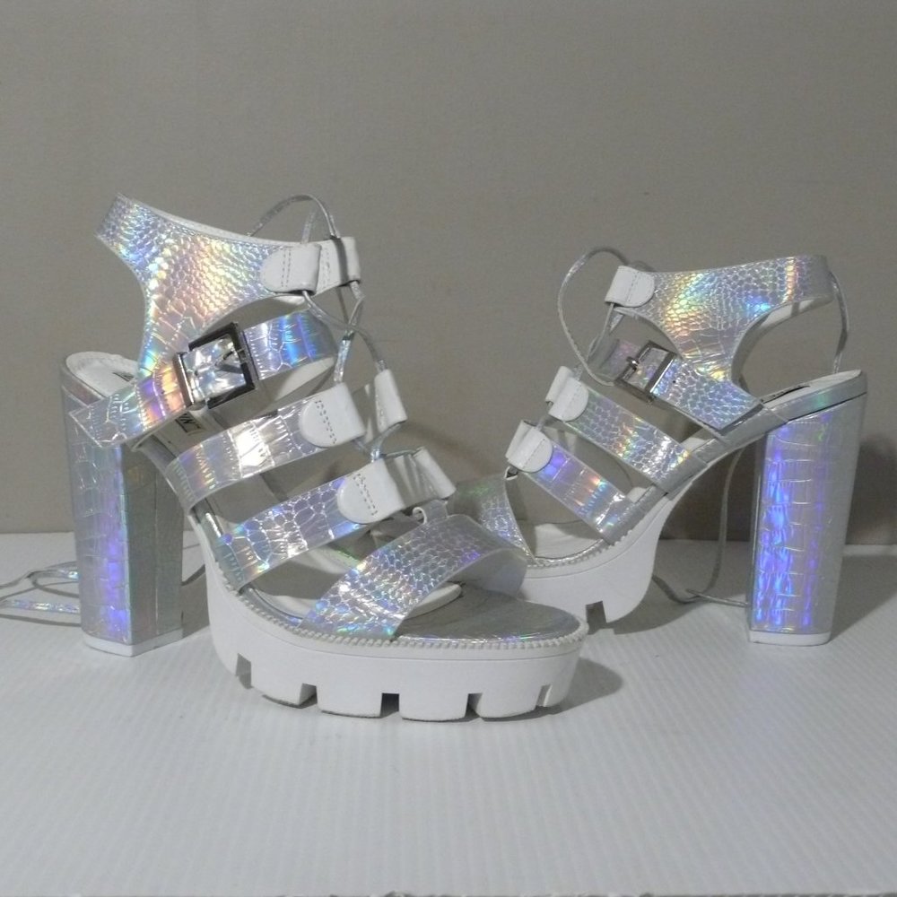 Cape Robbin Snare Platform Gladiator Sandals Size… - image 1